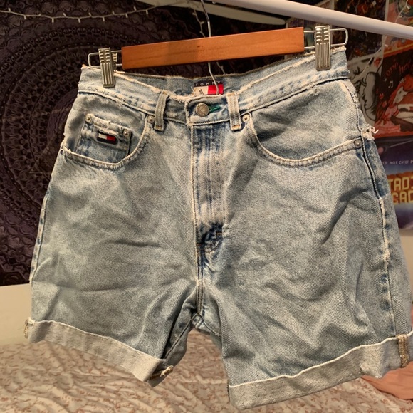 TOMMY HILFIGER VINTAGE SHORTS - Picture 2 of 4